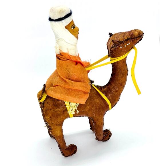 Vtg Handmade Leather Nativity Wisemen on Camels - Picture 4 of 10